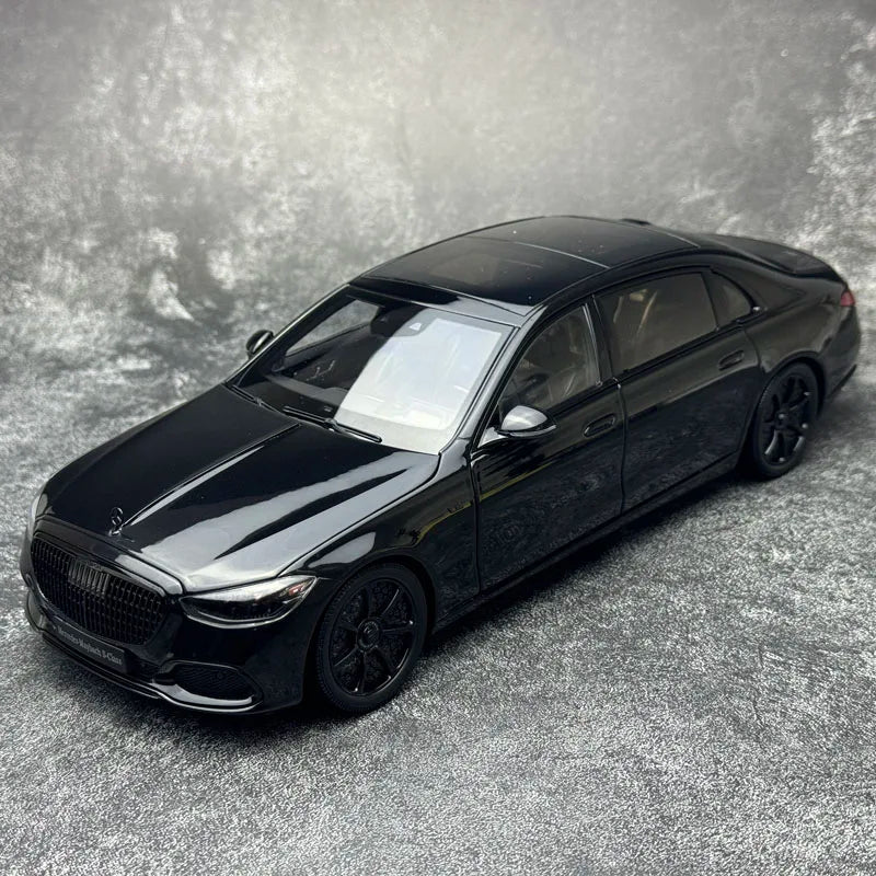 1:18 Mercedes-Benz Maybach S680 Black 2023