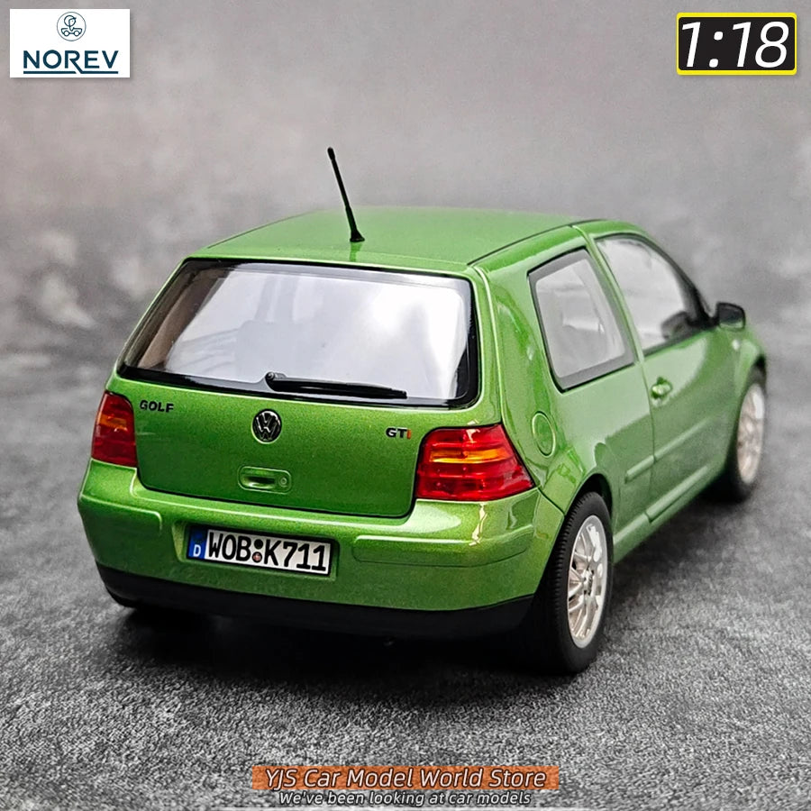 1:18 1998 Volkswagen Golf GTI