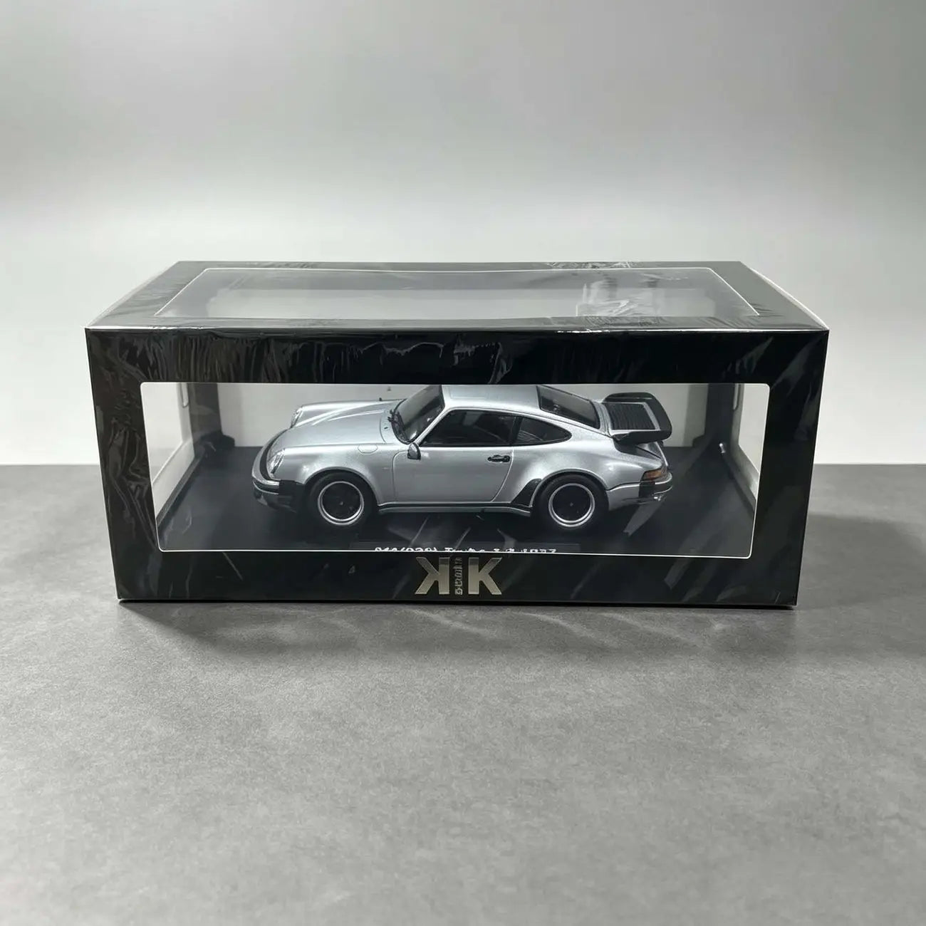 1:18 Porsche 911 930 Turbo 33 1977