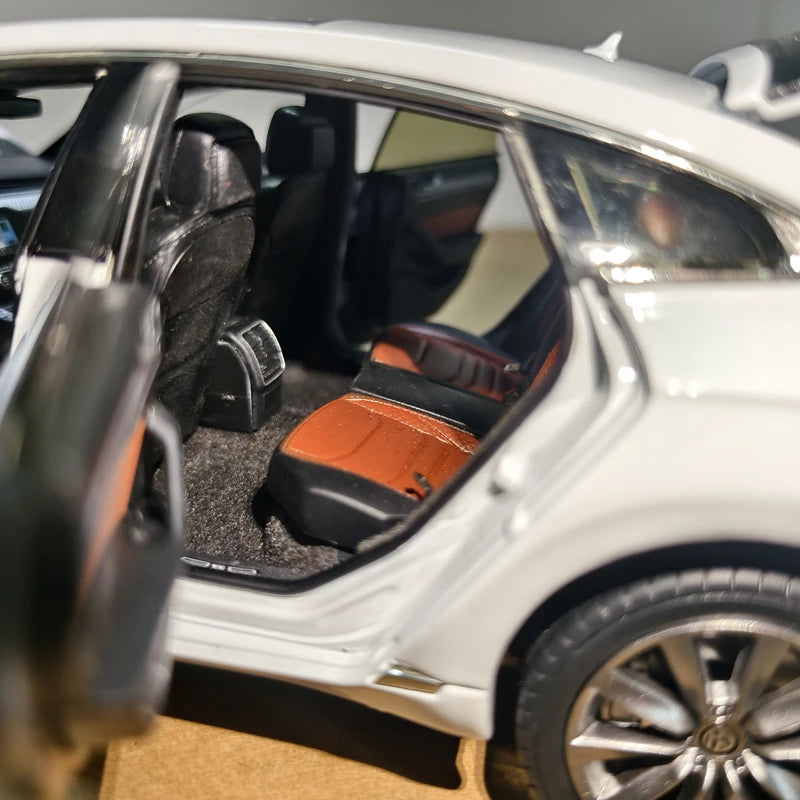 1:18 Volkswagen New CC 2021