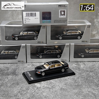 1:64 BMW 750iL (E38)