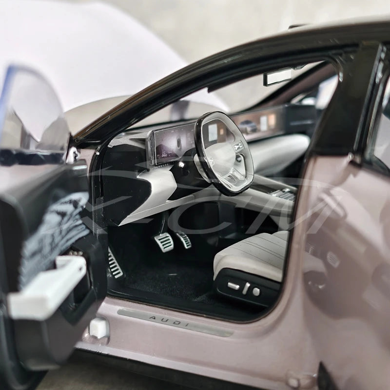 1:18 Audi E5 Sportback