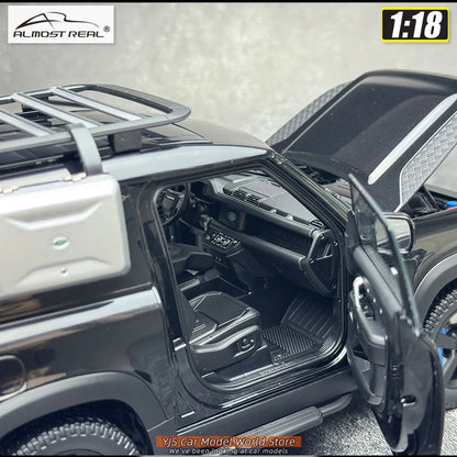 1:18 New 2020 Land Rover Defender 90