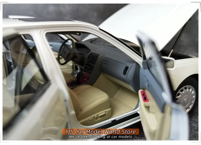 1:18 Lexus LS400