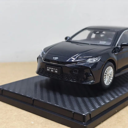 1:30 Toyota Camry LE XSE XV80 Coupe