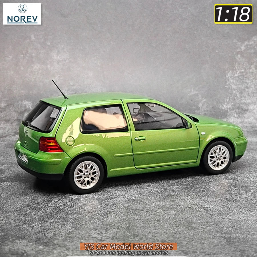1:18 1998 Volkswagen Golf GTI