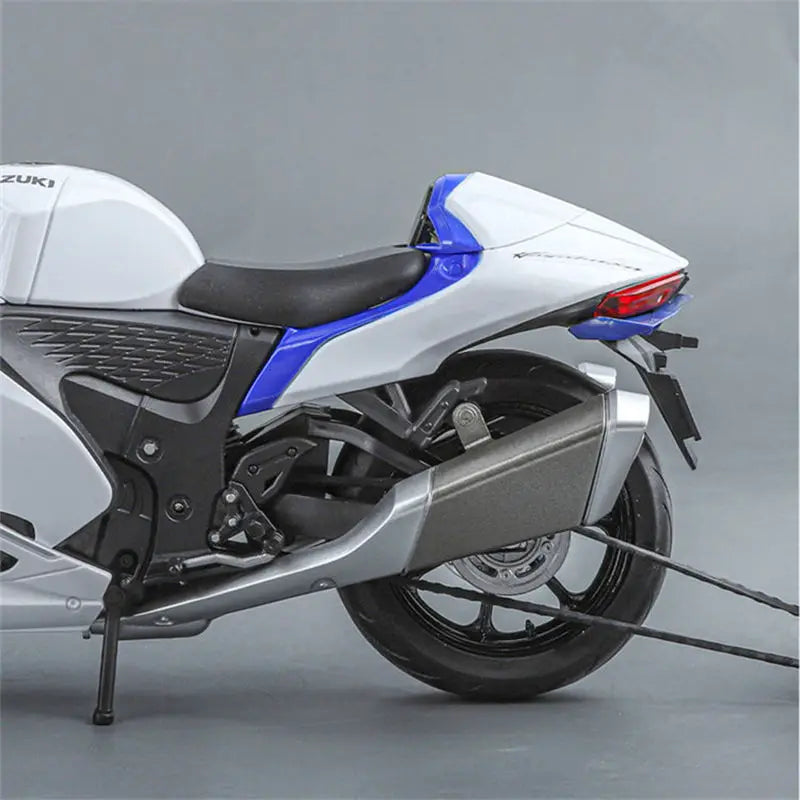 1:9 SUZUKI Hayabusa GSX-1300R