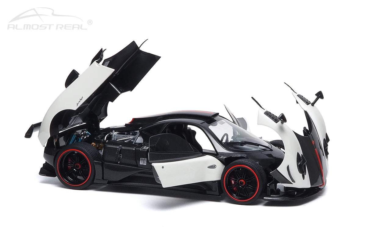 1:18  Pagani Zonda Cinque Coupe  2009