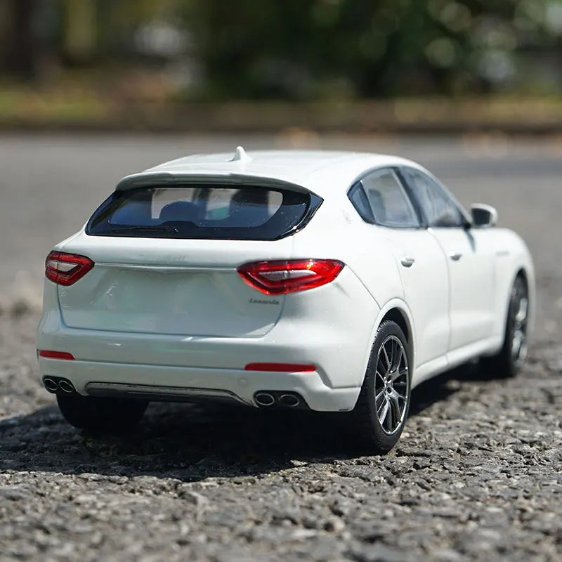 1:24 Maserati Levante