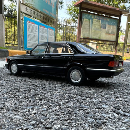 1:18 Mercedes-Benz 560SEL W126 Second Generation  S 1989