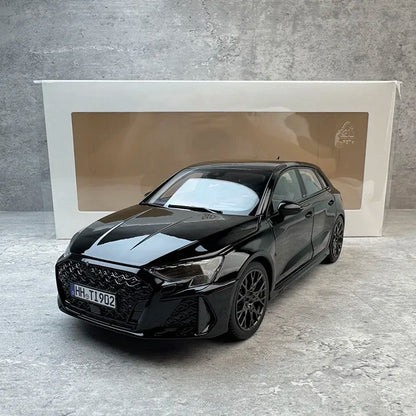 1:18 Audi RS3 2025