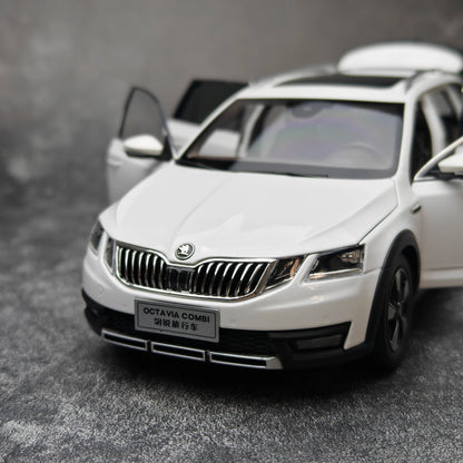 1:18 Skoda Octavia Combi