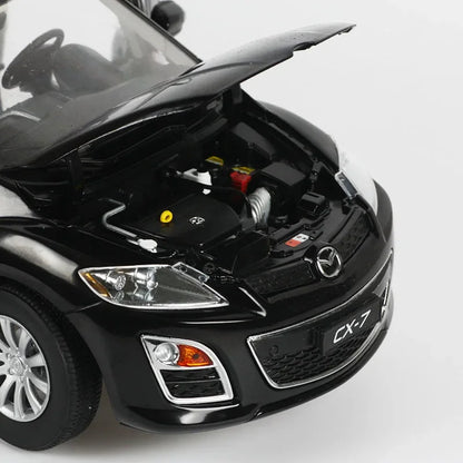1:18 Mazda CX-7