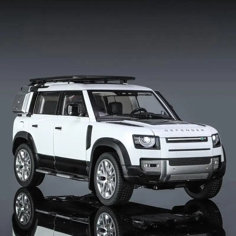 1:18 Land Rover Defender 110 Camel Cup Bay Edition