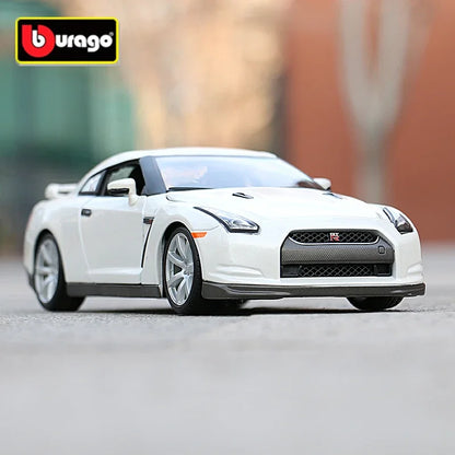 1:18 2009 Nissan GT-R R35