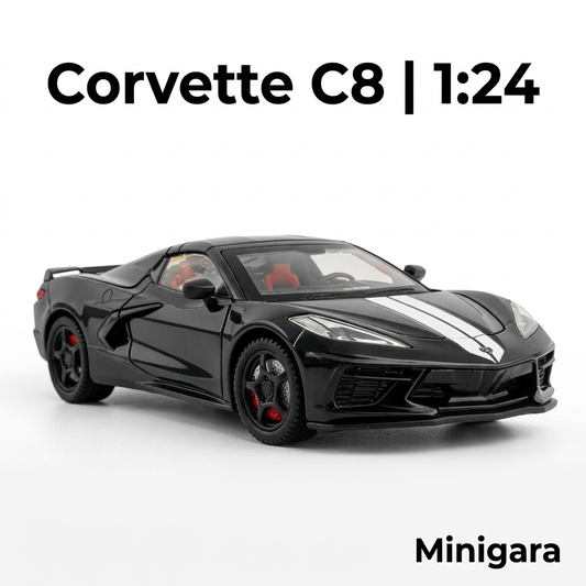 Corvette C8 đen sọc trắng theo nguồn