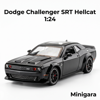 Dodge Challenger Hellcat đen