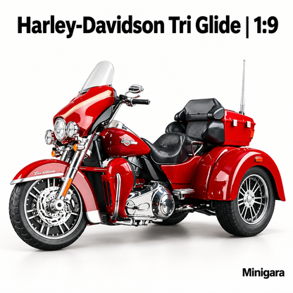 Harley-Davidson Tri Glide đỏ, ba bánh