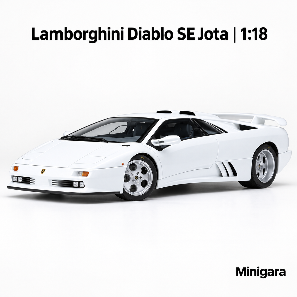 Lamborghini Diablo SE Jota trắng, cửa đóng
