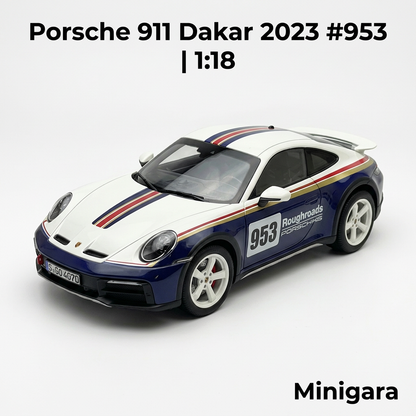 Porsche Dakar trắng xanh số 953