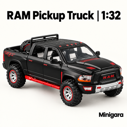 RAM Pickup đen đỏ